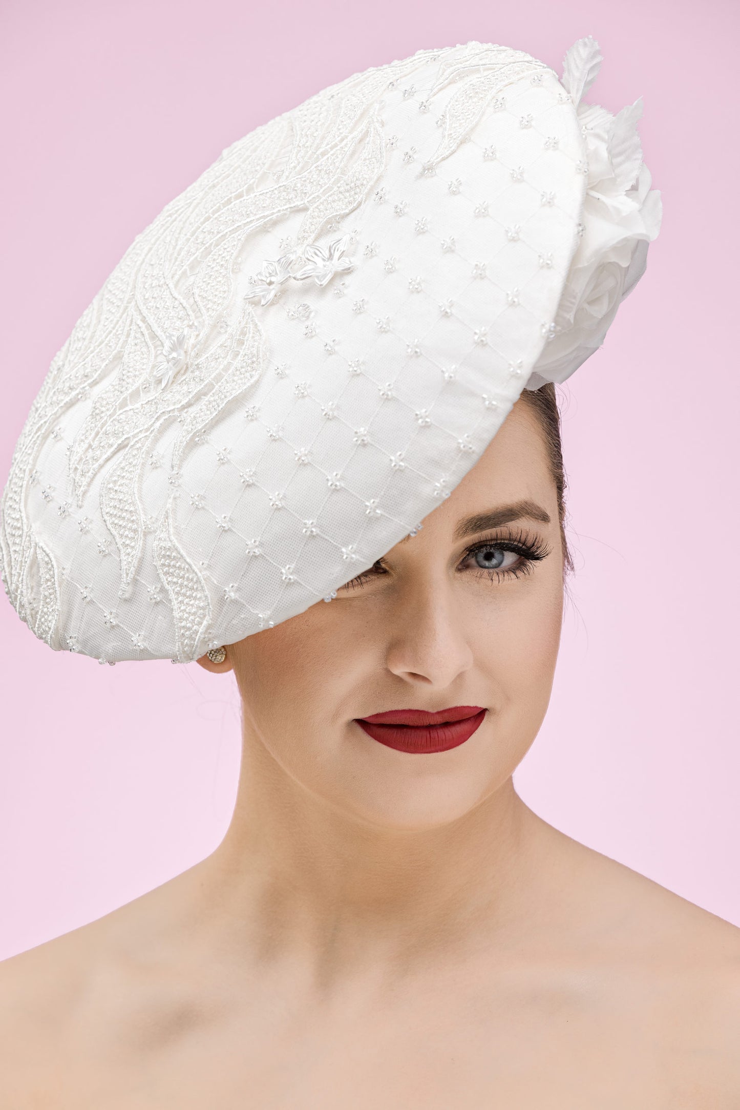 White Lace Side Picture Hat