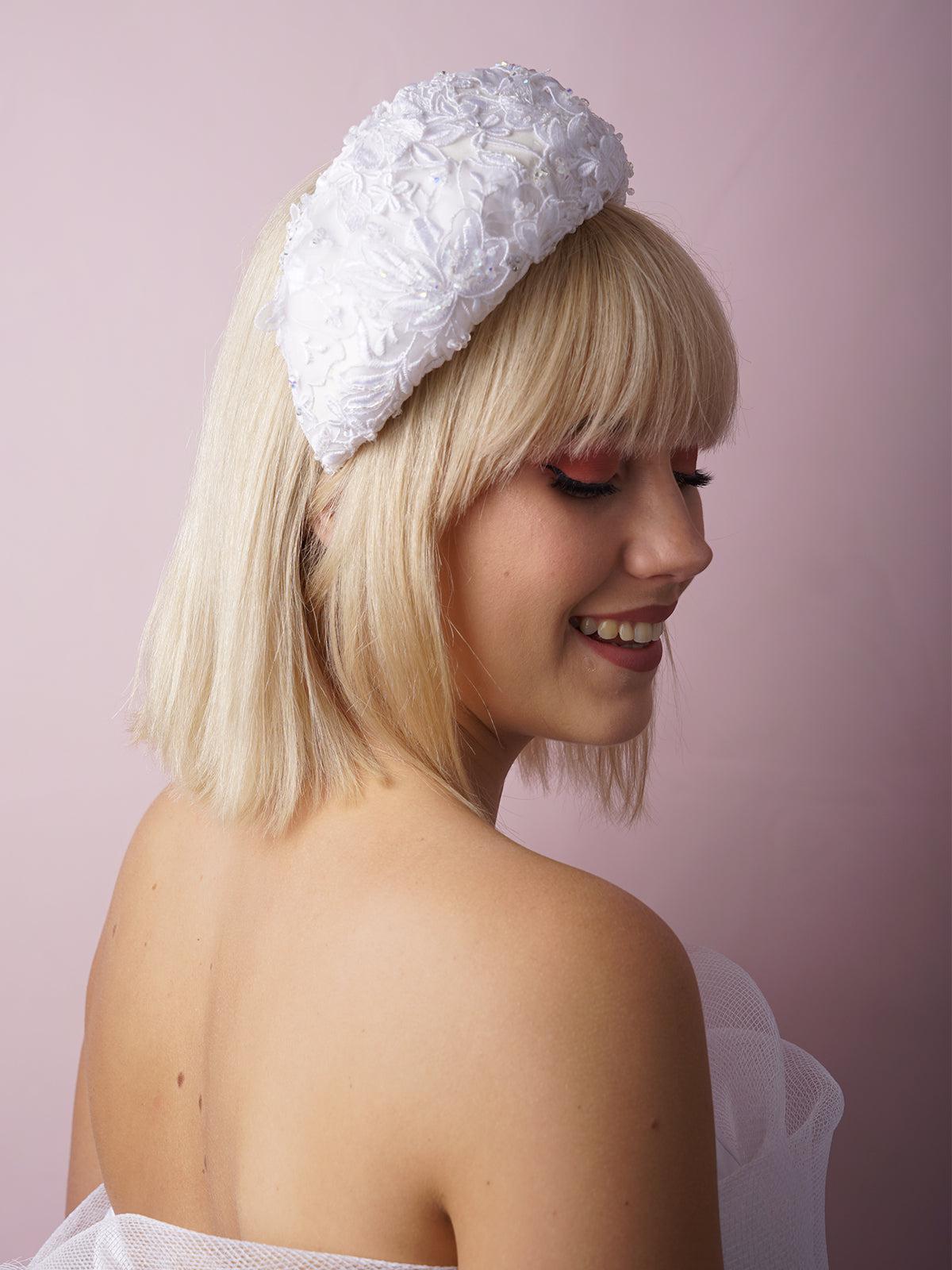 Side sitting Lace Headband
