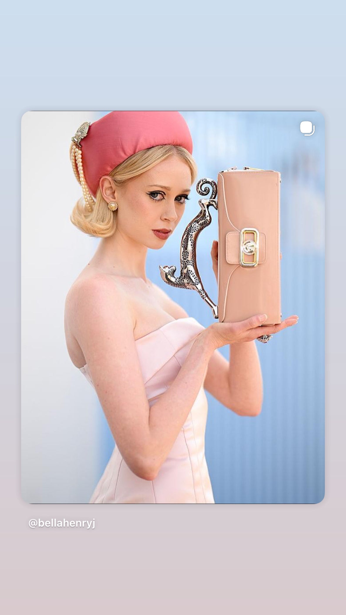 Salmon Pink Pillbox Oaks Day 2025