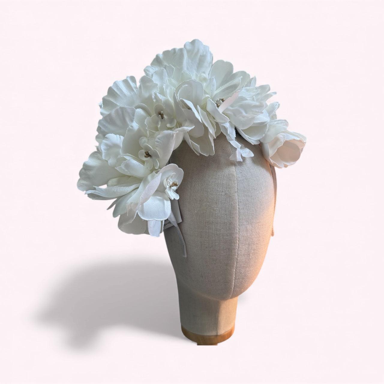 White Flower Fascinator