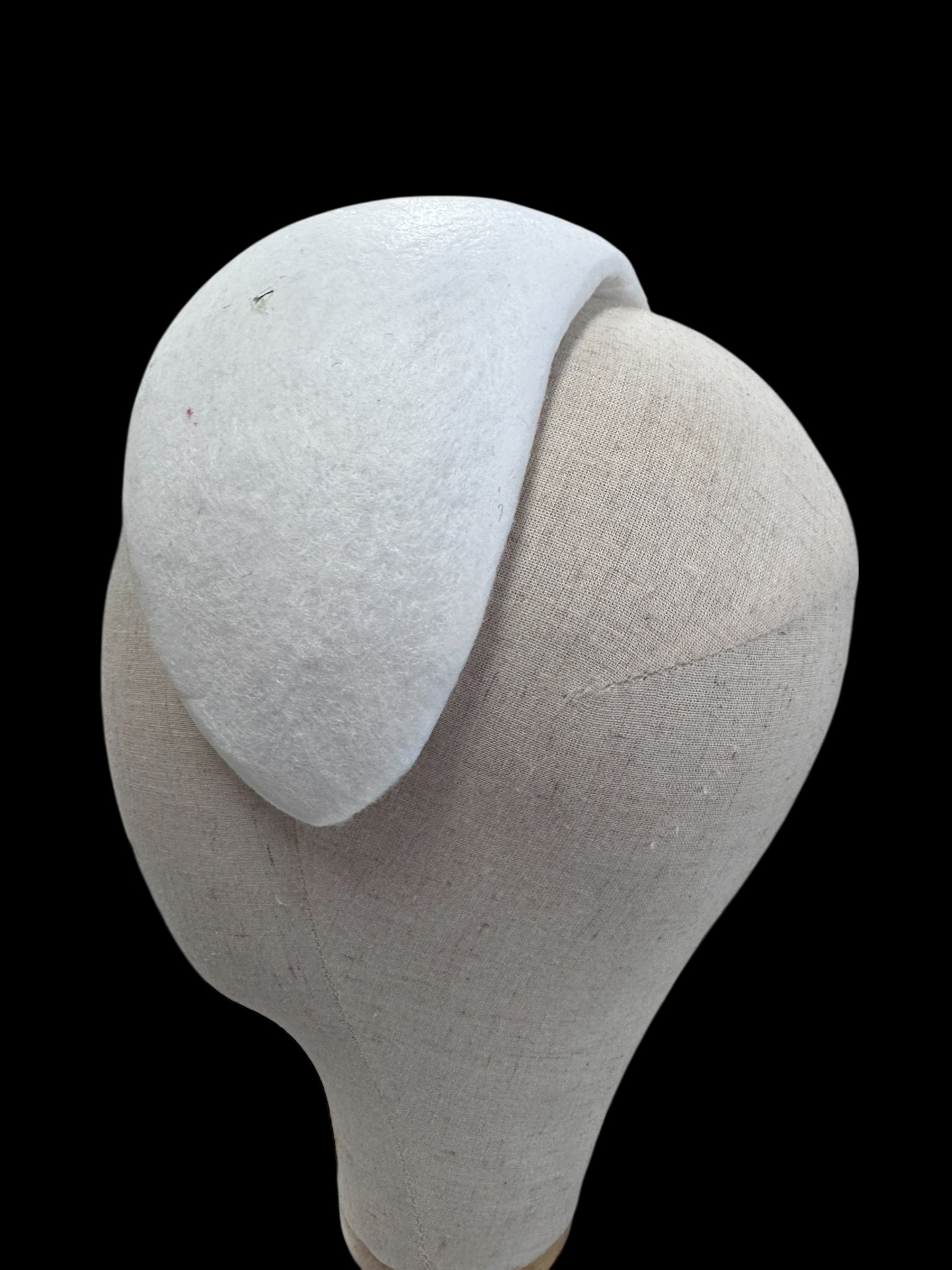 Ascot Headband Shape