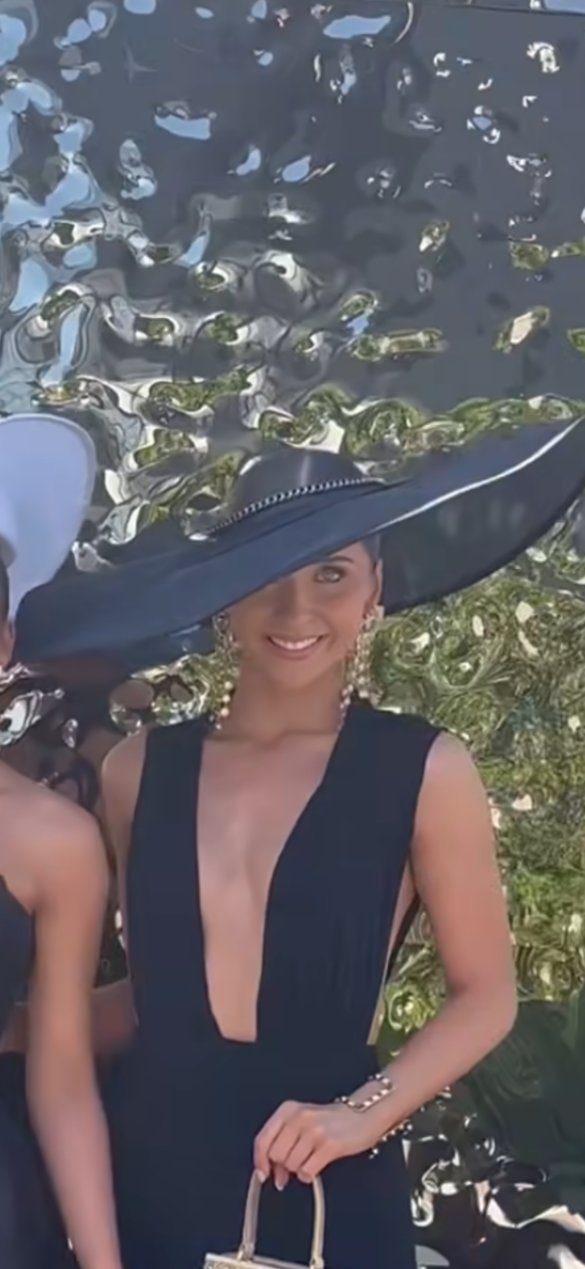 Black Large Brim Headpiece 2025- Derby Day