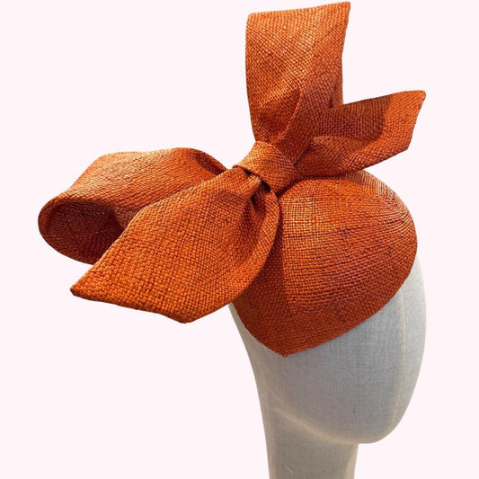 Rust Straw Bow Percher