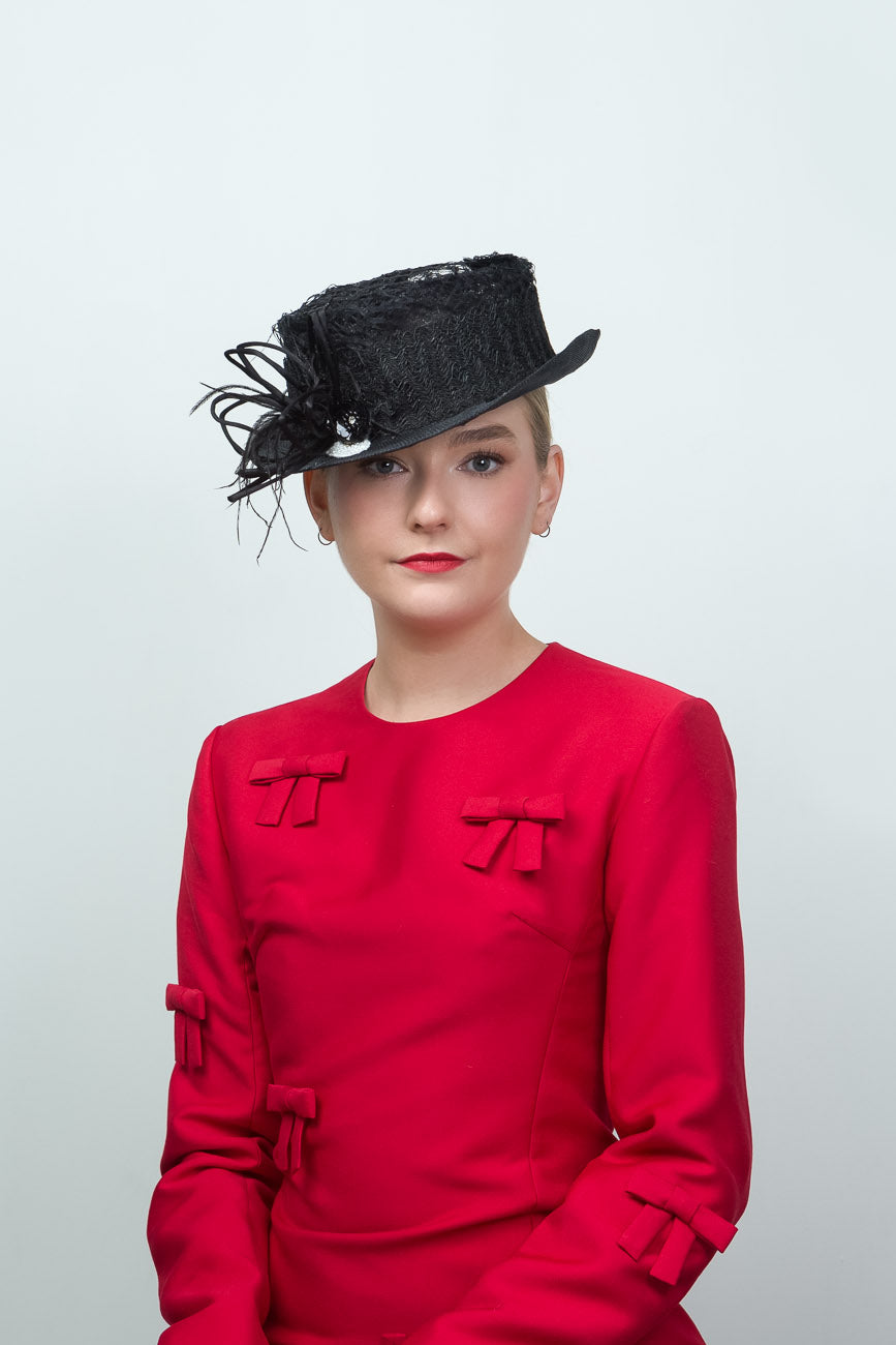 Black Lace Short Top Hat