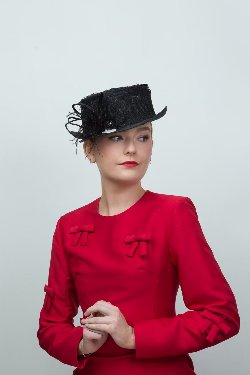 Black Lace Short Top Hat