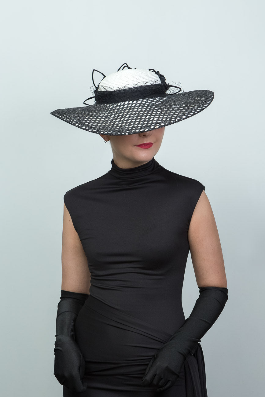 Black and White Textured Brimmed Hat